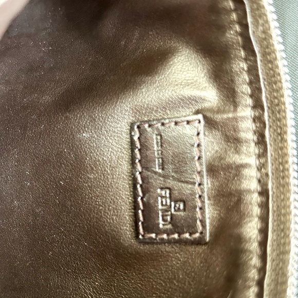 Fendi Zucca Cosmetic Bag - Picture 5 of 7